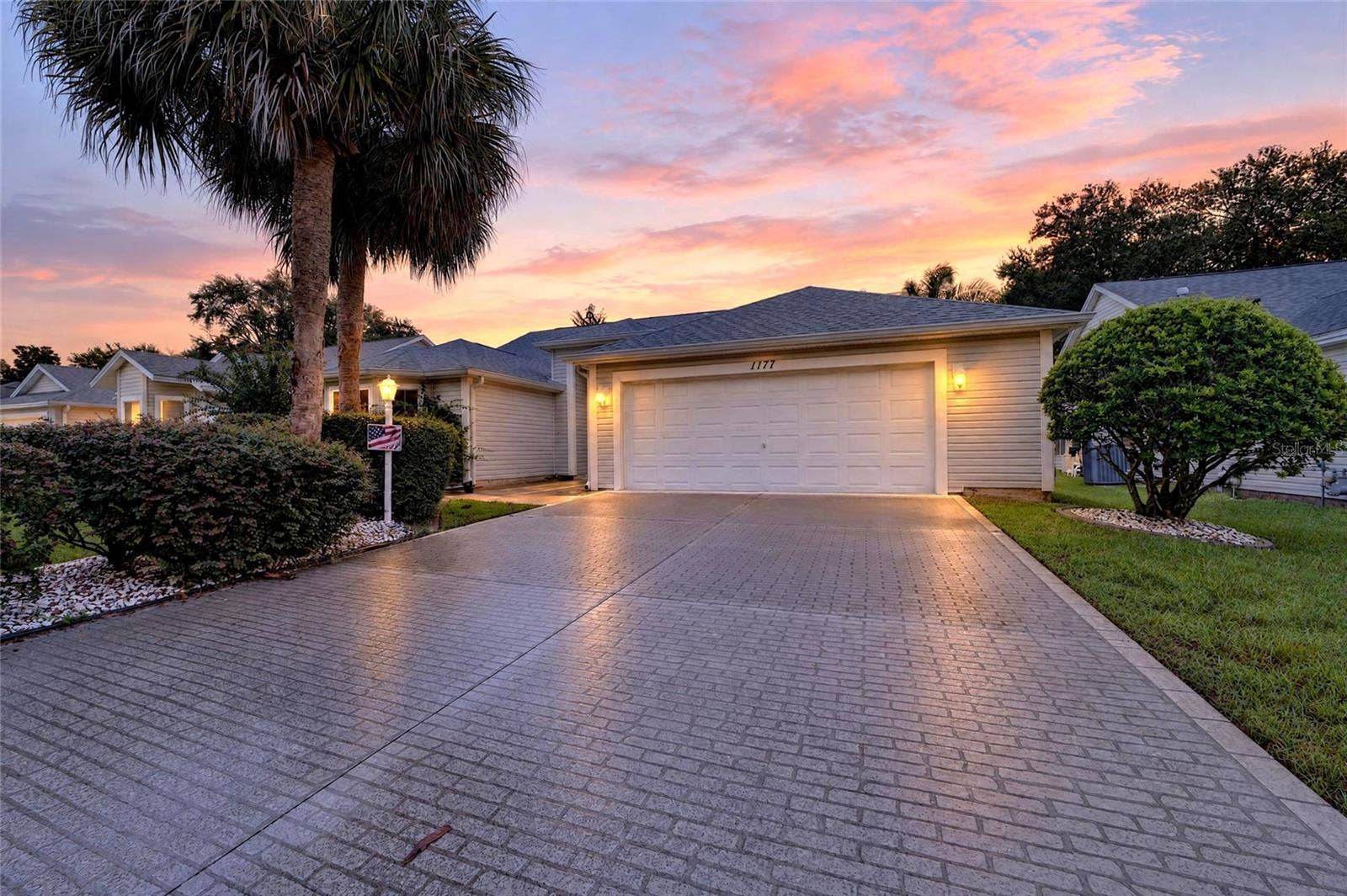 1177 OAK FOREST DRIVE, The Villages, FL 32162