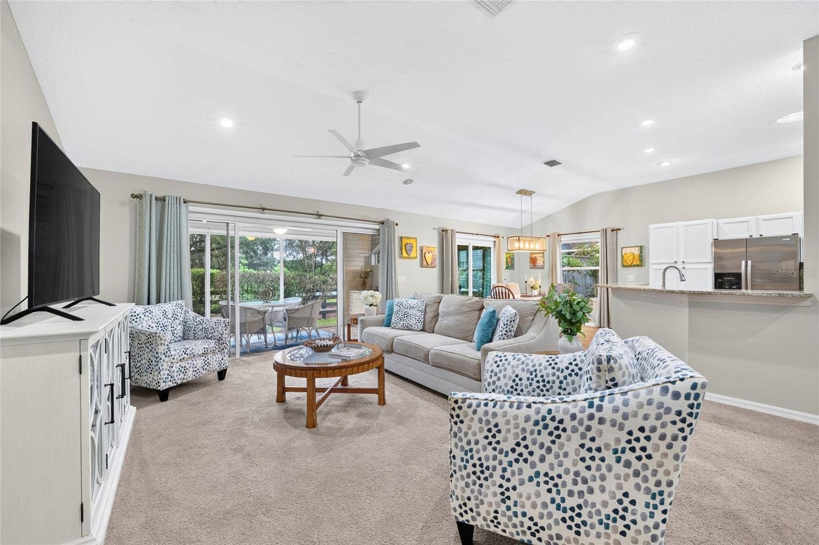 1177 OAK FOREST DRIVE, The Villages, FL 32162