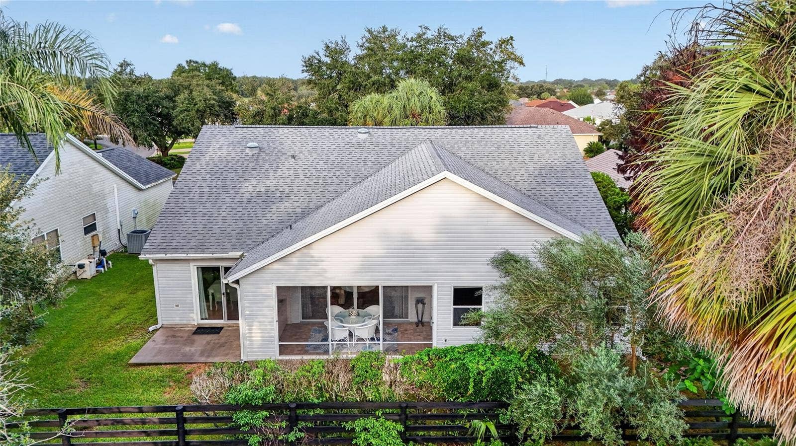1177 OAK FOREST DRIVE, The Villages, FL 32162