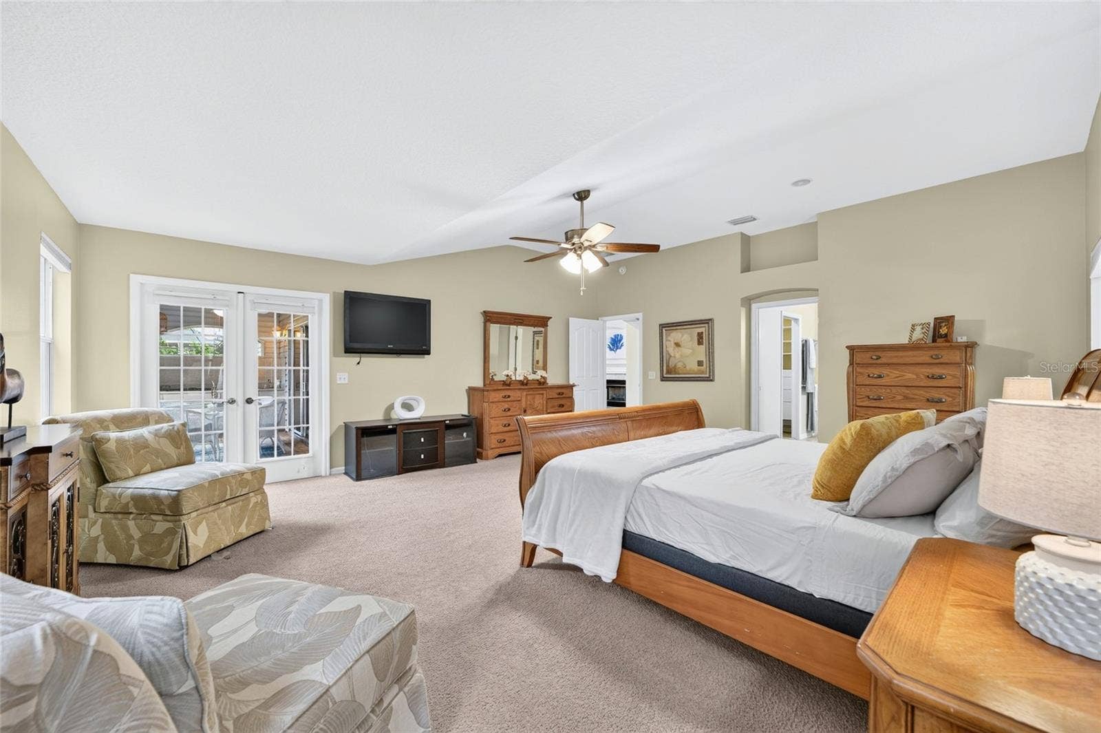 Primary Expanded by 4' view to the Lanai