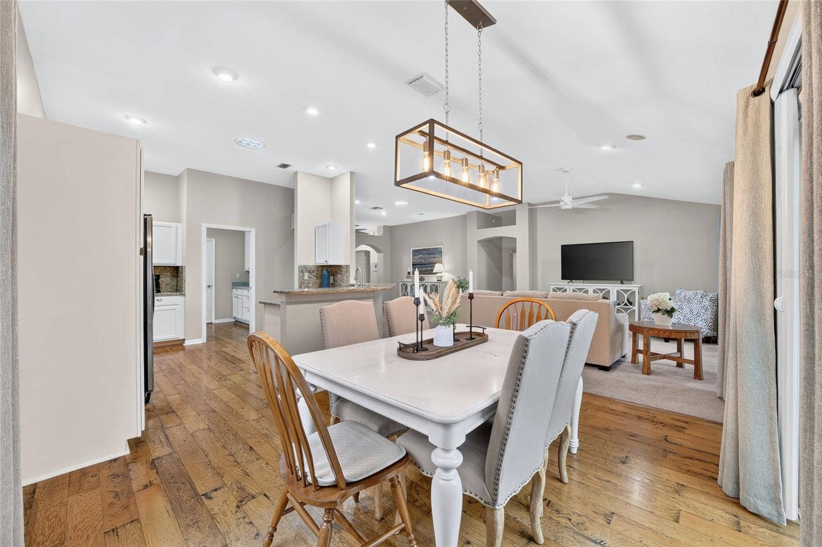 1177 OAK FOREST DRIVE, The Villages, FL 32162