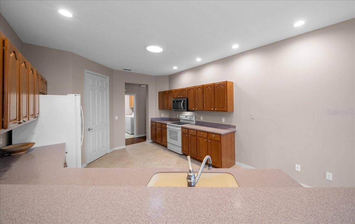 9312 SW 93RD CIRCLE, Ocala, FL 34481