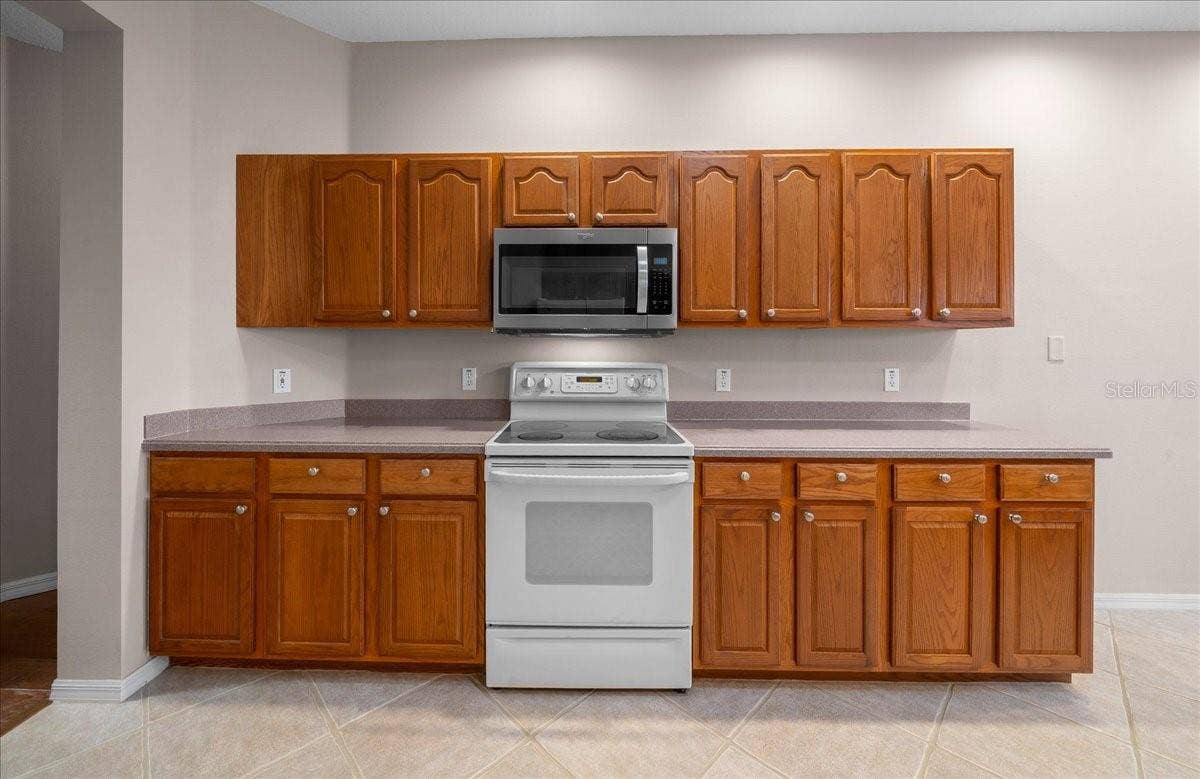 9312 SW 93RD CIRCLE, Ocala, FL 34481