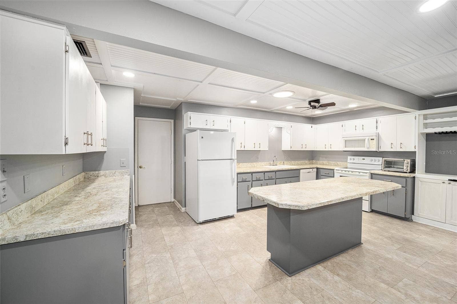 8683 SW 93RD LANE, #D, Ocala, FL 34481 8683 SW 93RD LANE, #D, Ocala, FL 34481