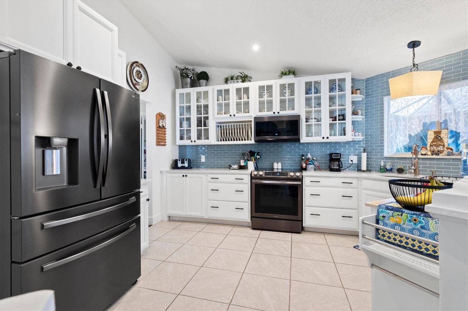 17432 SE 112TH COURT, Summerfield, FL 34491 Kitchen upgraded in 2021.