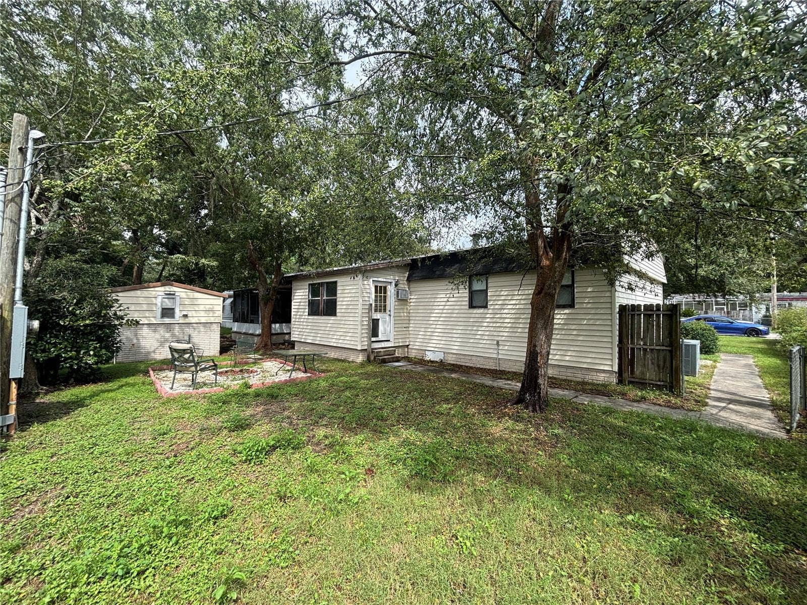 3728 NE 59TH AVENUE, Silver Springs, FL 34488