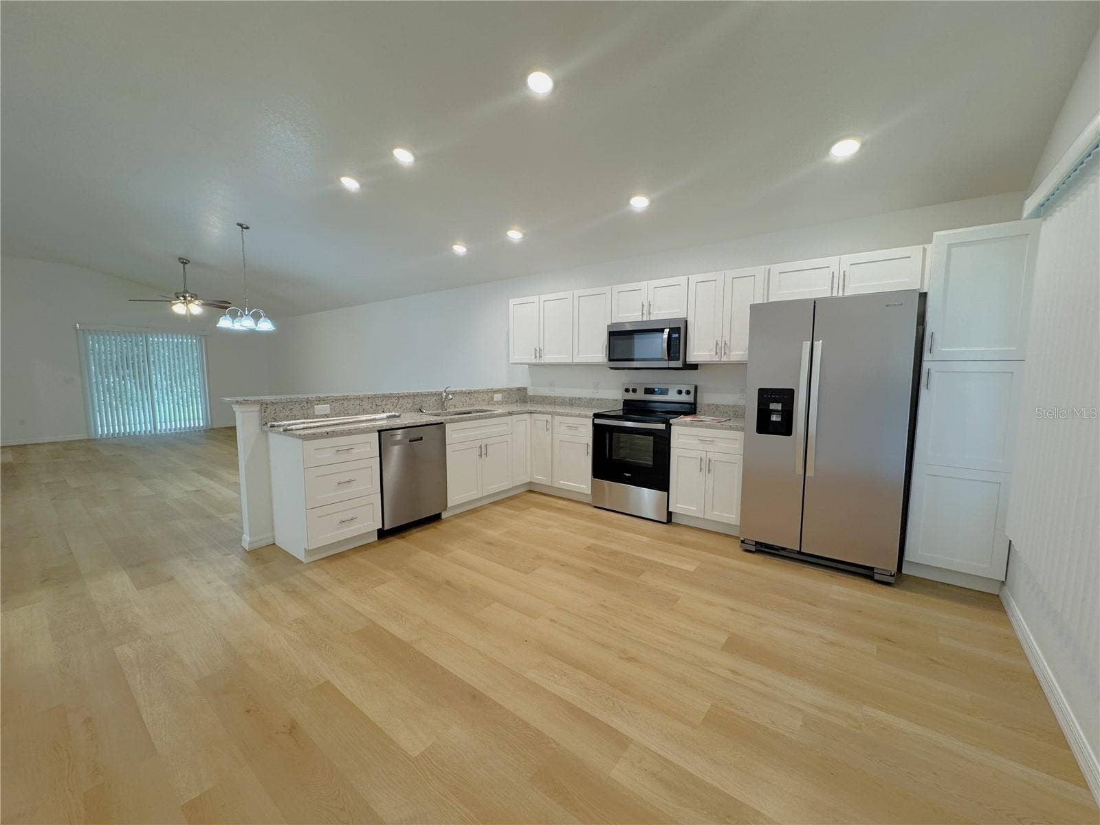 3893 E FOREST DRIVE, Inverness, FL 34453 3893 E FOREST DRIVE, Inverness, FL 34453