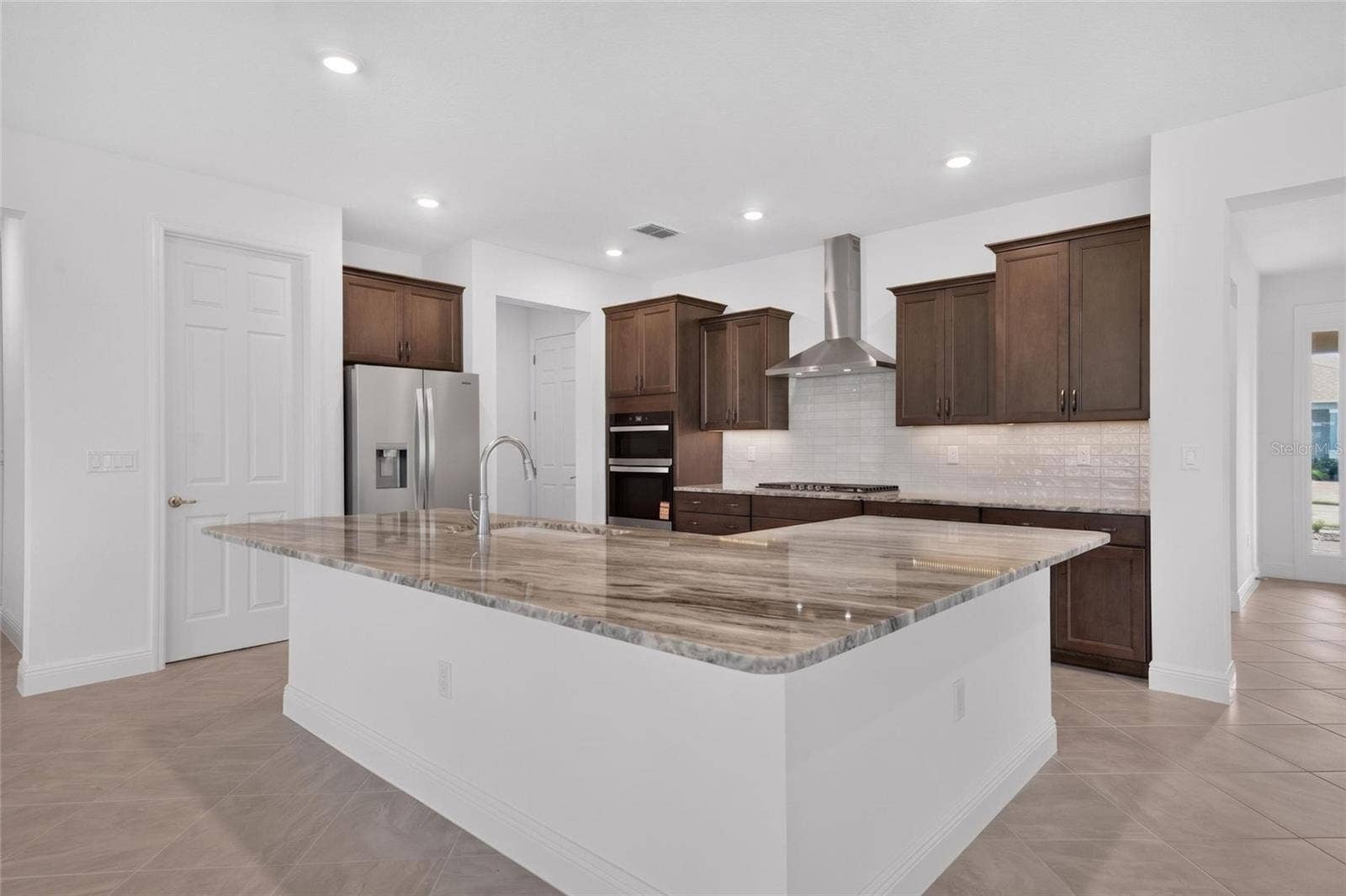 10330 SW 106TH COURT, Ocala, FL 34481 10330 SW 106TH COURT, Ocala, FL 34481