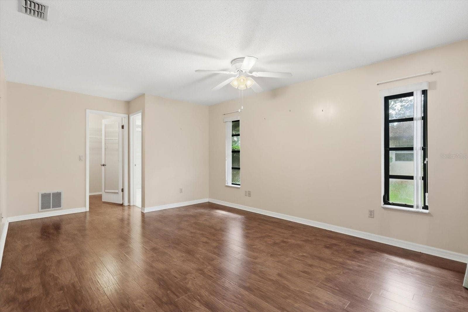 30 SYCAMORE CIRCLE, Homosassa, FL 34446