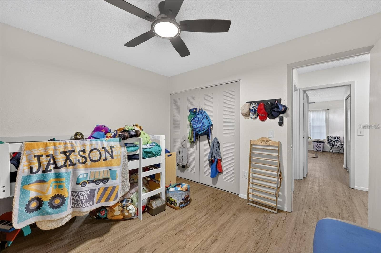 303 OAK TRACK PASS, Ocala, FL 34472