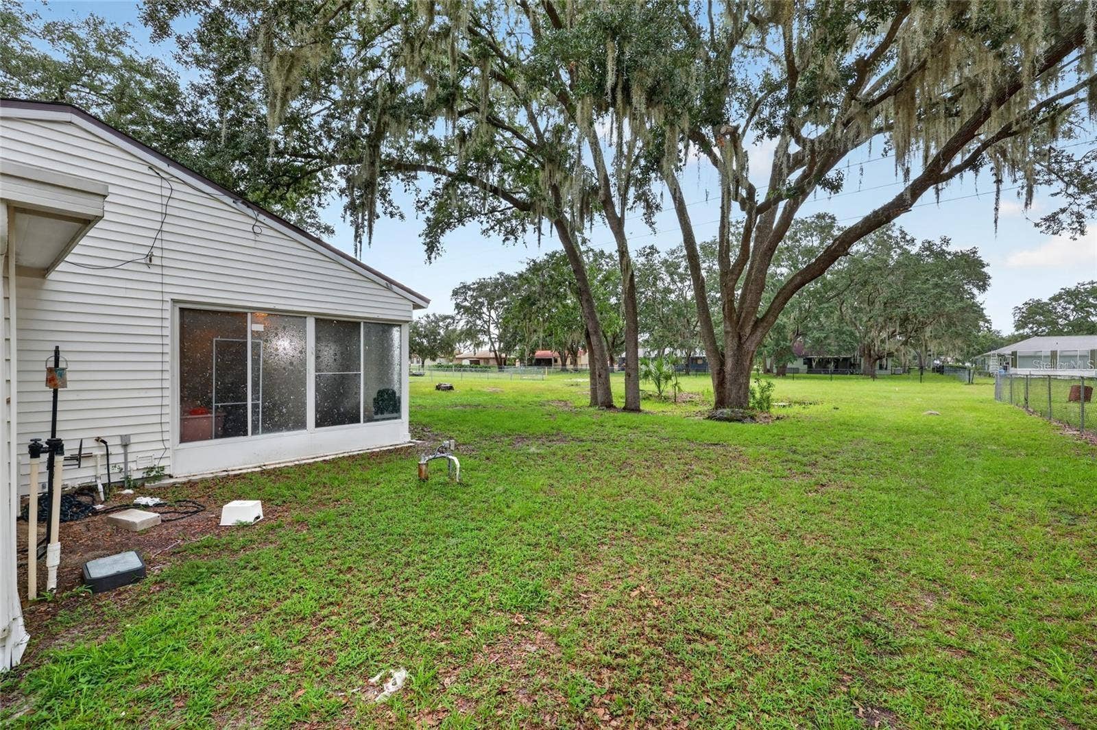 303 OAK TRACK PASS, Ocala, FL 34472