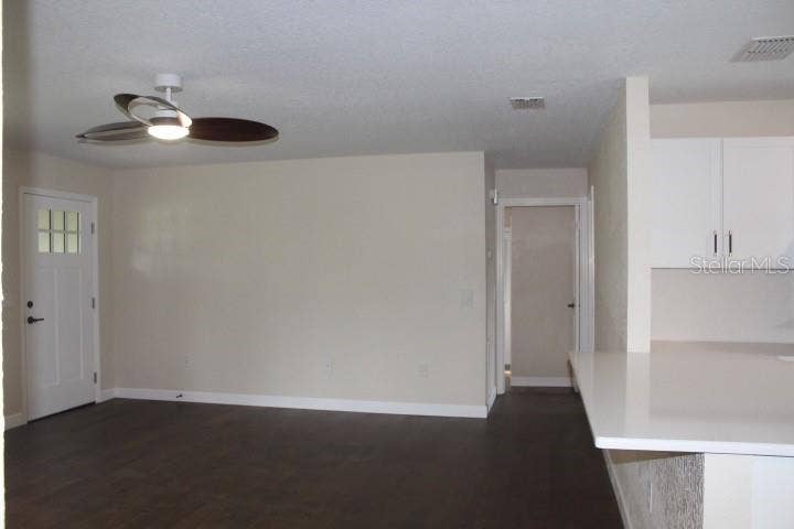 12082 SE 61ST COURT, Belleview, FL 34420 Lr from hallway