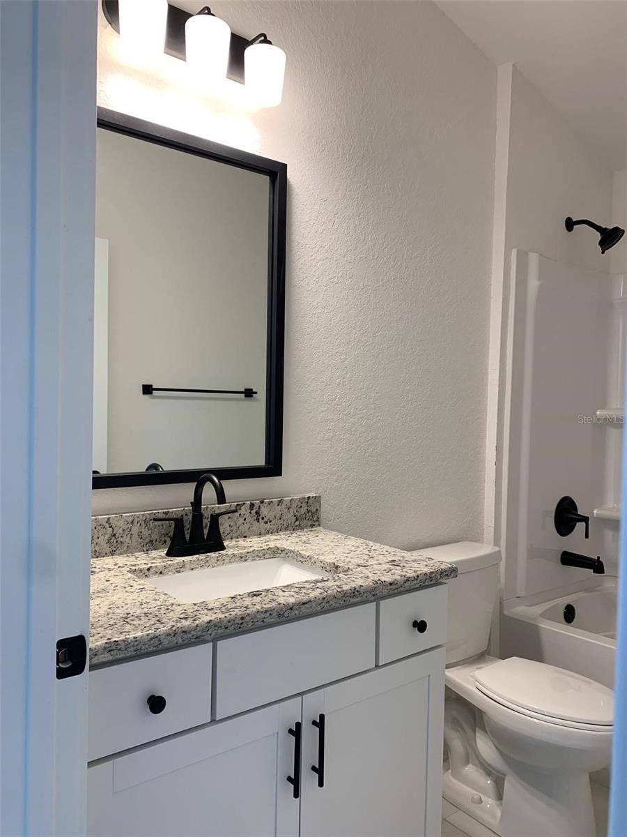 11603 GRACE ROAD, Weeki Wachee, FL 34614 Guest bath