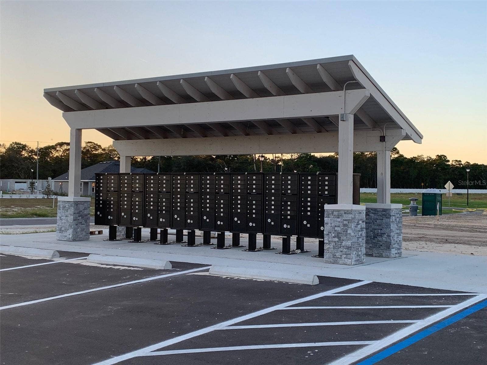 11603 GRACE ROAD, Weeki Wachee, FL 34614 Mail boxes