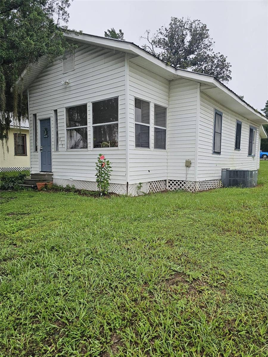 619 NE 8TH AVENUE, Ocala, FL 34470 619 NE 8TH AVENUE, Ocala, FL 34470