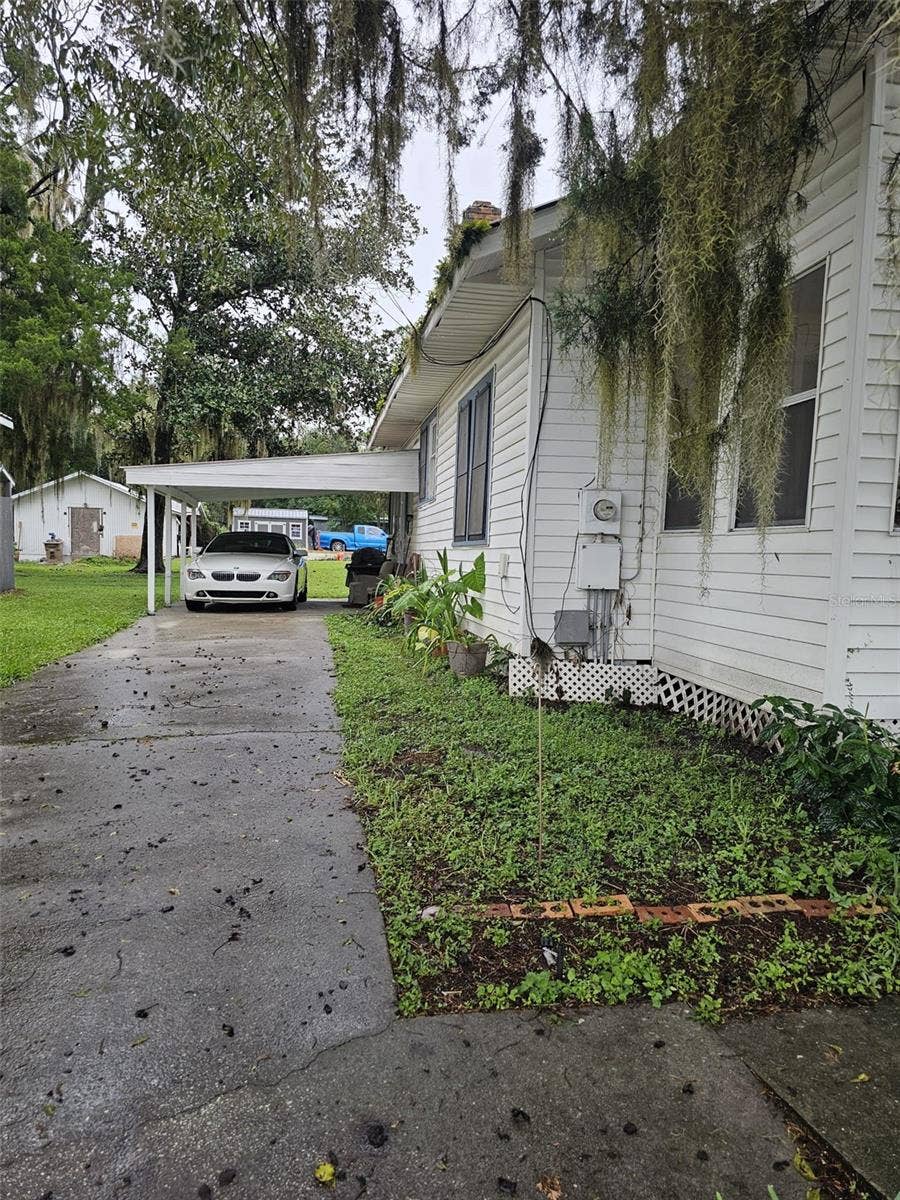 619 NE 8TH AVENUE, Ocala, FL 34470 619 NE 8TH AVENUE, Ocala, FL 34470
