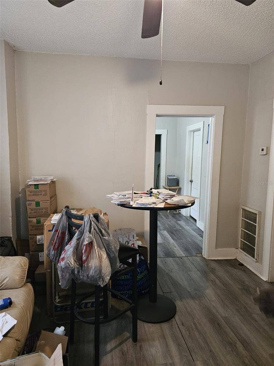 619 NE 8TH AVENUE, Ocala, FL 34470 619 NE 8TH AVENUE, Ocala, FL 34470