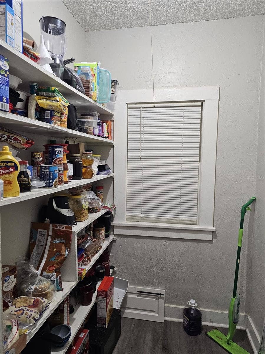 619 NE 8TH AVENUE, Ocala, FL 34470 619 NE 8TH AVENUE, Ocala, FL 34470