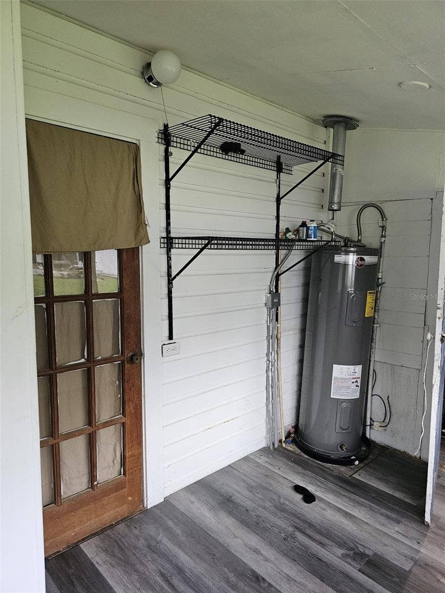 619 NE 8TH AVENUE, Ocala, FL 34470 619 NE 8TH AVENUE, Ocala, FL 34470