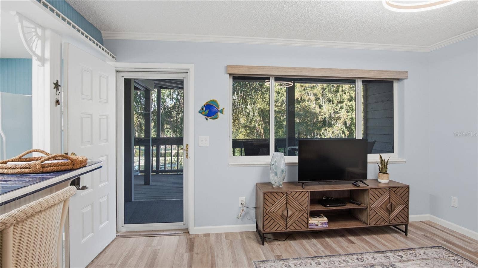 20820 RIVER DRIVE, #B25, Dunnellon, FL 34431 Living room from couch