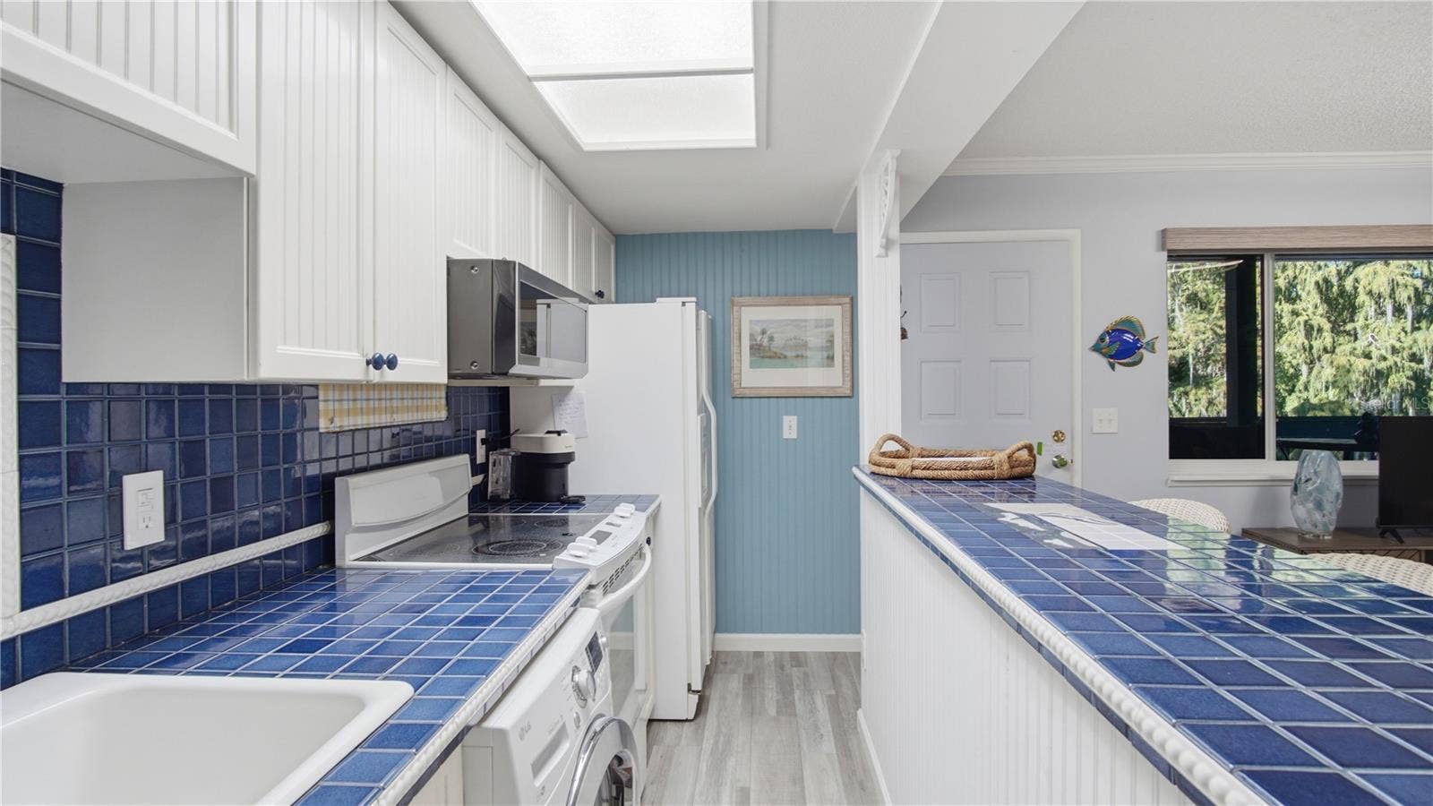 20820 RIVER DRIVE, #B25, Dunnellon, FL 34431 Kitchen