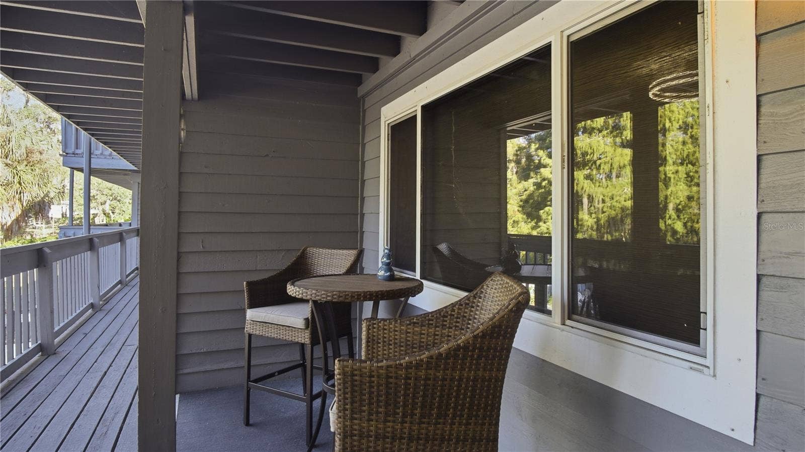 20820 RIVER DRIVE, #B25, Dunnellon, FL 34431 Front entrance/Porch