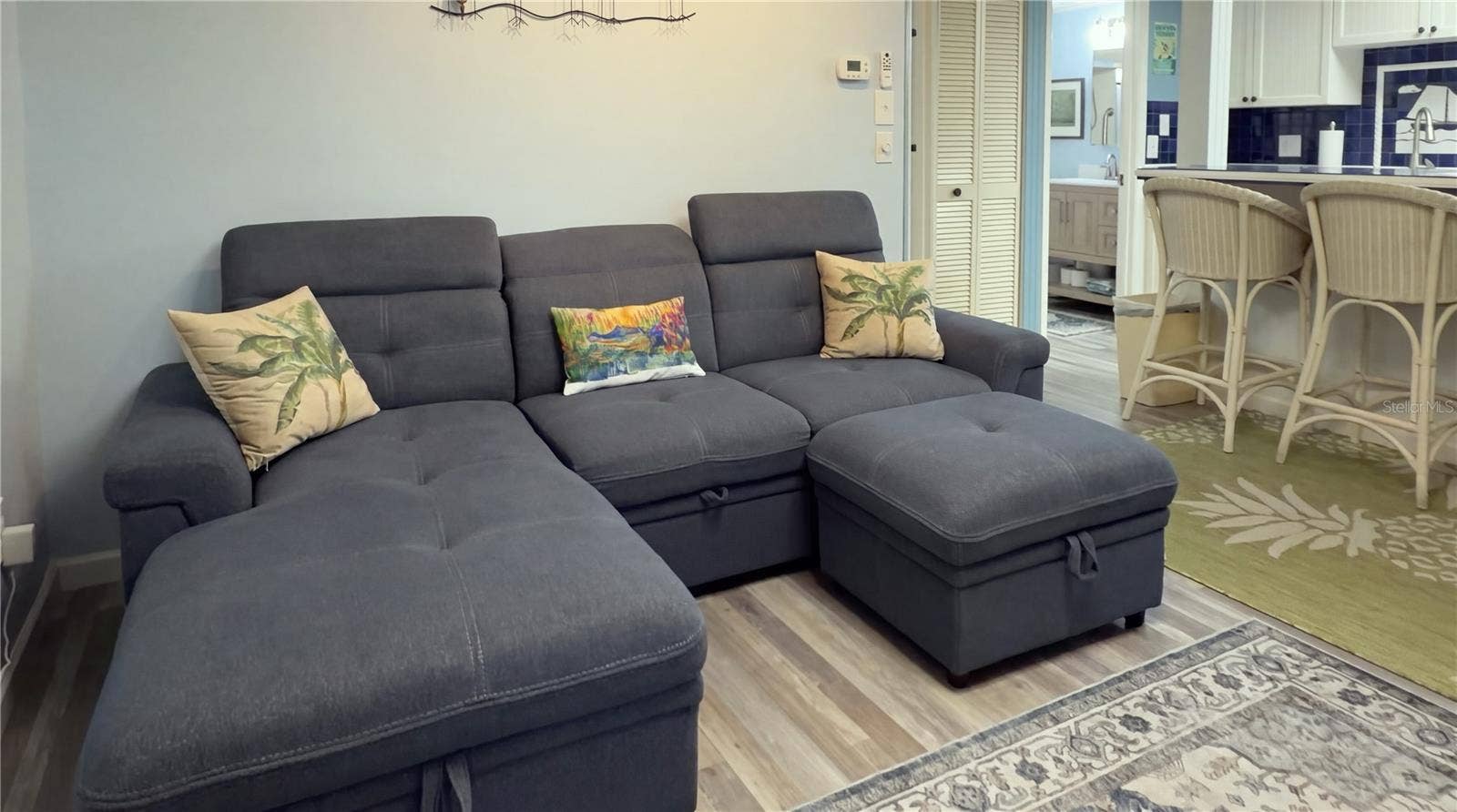 20820 RIVER DRIVE, #B25, Dunnellon, FL 34431 Sleeper Sofa