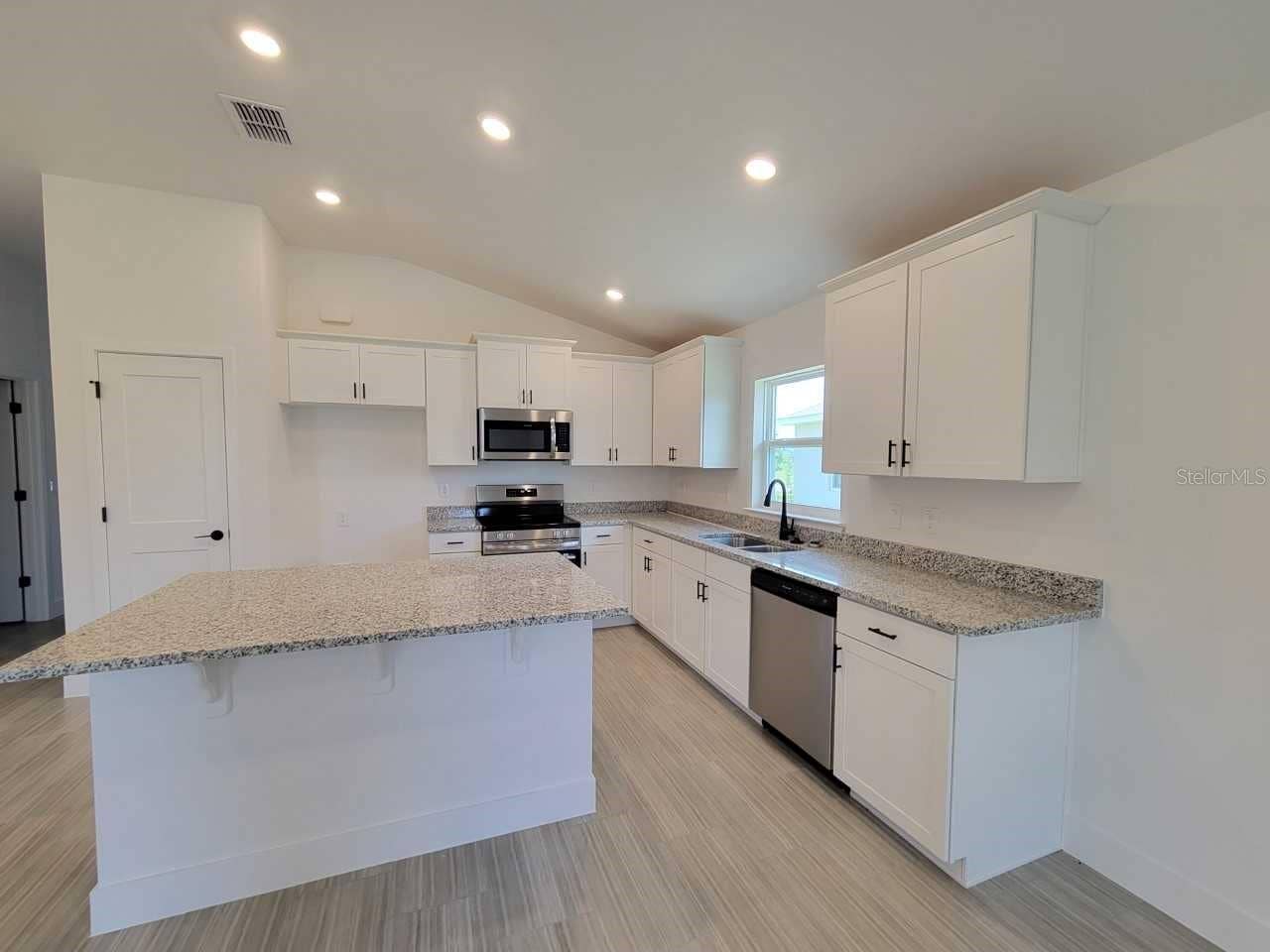4501 SW 91ST LANE ROAD, Ocala, FL 34476 Picture of similar home for illustrative purposes only! Colors and features will vary!