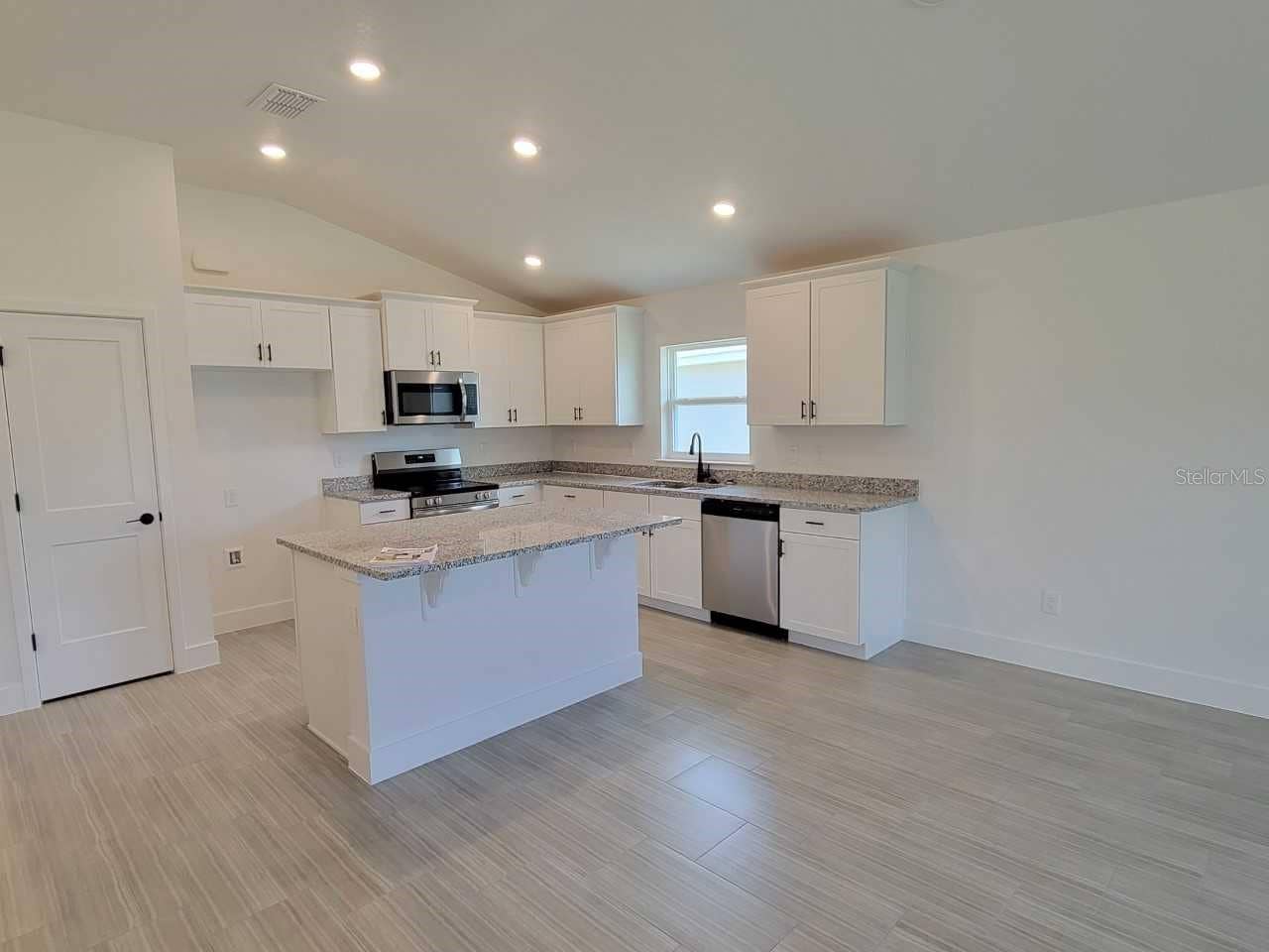 4501 SW 91ST LANE ROAD, Ocala, FL 34476 Picture of similar home for illustrative purposes only! Colors and features will vary!
