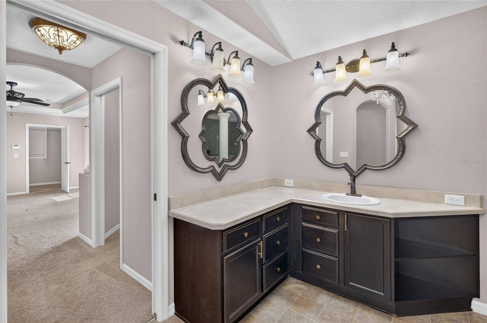 5286 W YEARLING DRIVE, Beverly Hills, FL 34465 Dual Sinks