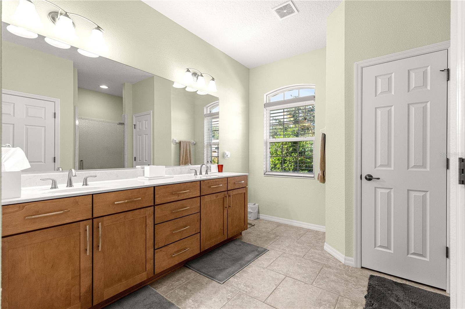 8567 SW 83RD LOOP, Ocala, FL 34481 Primary Bath