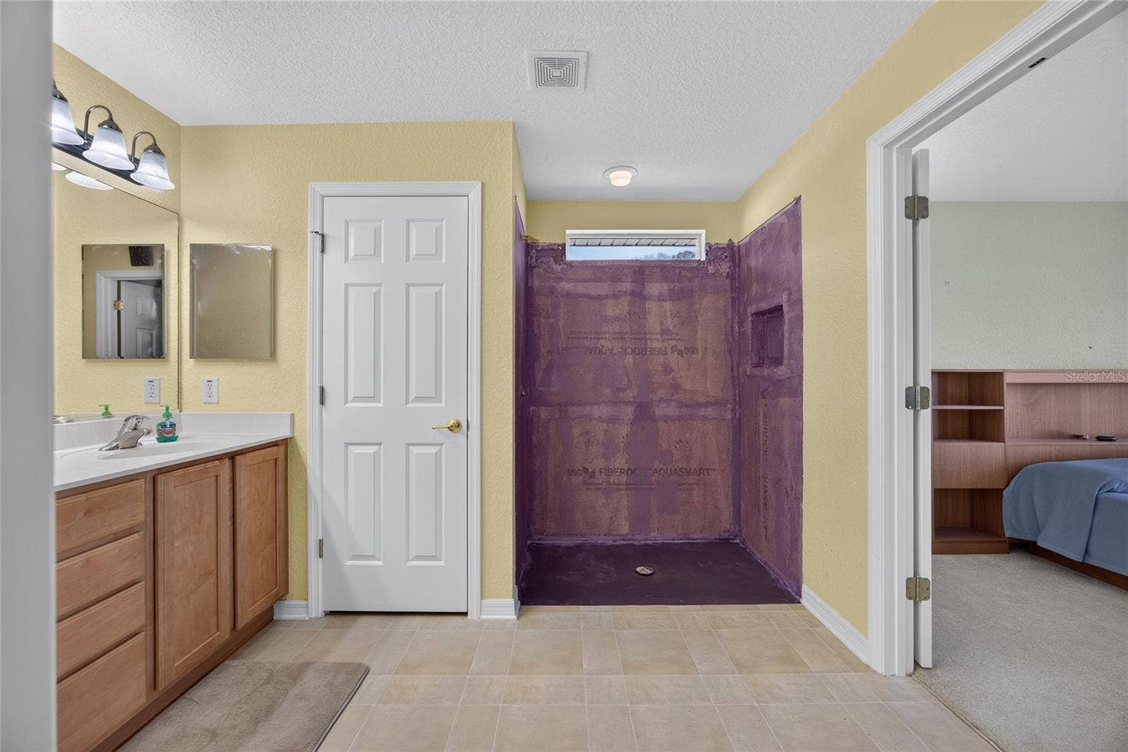 13417 SE 86TH CIRCLE, Summerfield, FL 34491 New Zero Entry Shower (10/26/2026)
