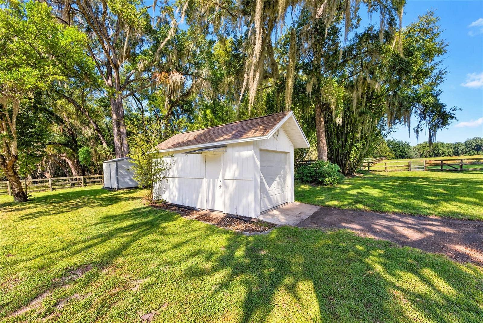 2750 NE 175TH STREET ROAD, Citra, FL 32113