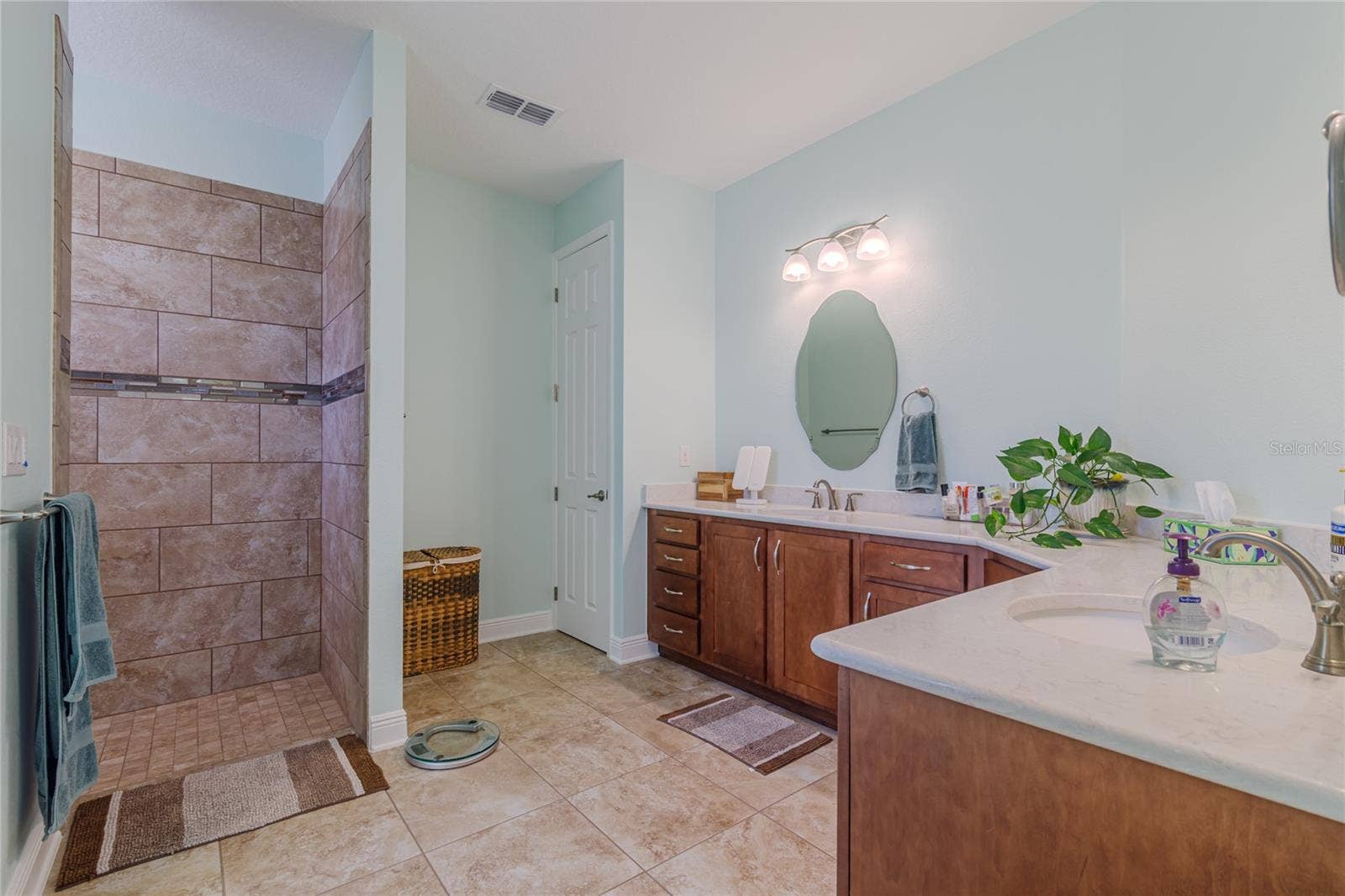 9195 SW 87TH PLACE, Ocala, FL 34481 9195 SW 87TH PLACE, Ocala, FL 34481