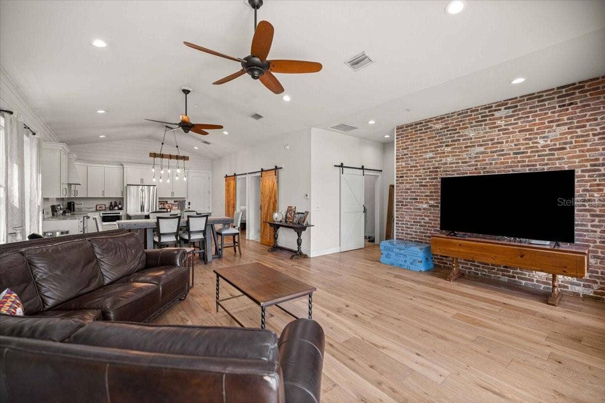 11140 NW 160TH AVENUE, Morriston, FL 32668 11140 NW 160TH AVENUE, Morriston, FL 32668