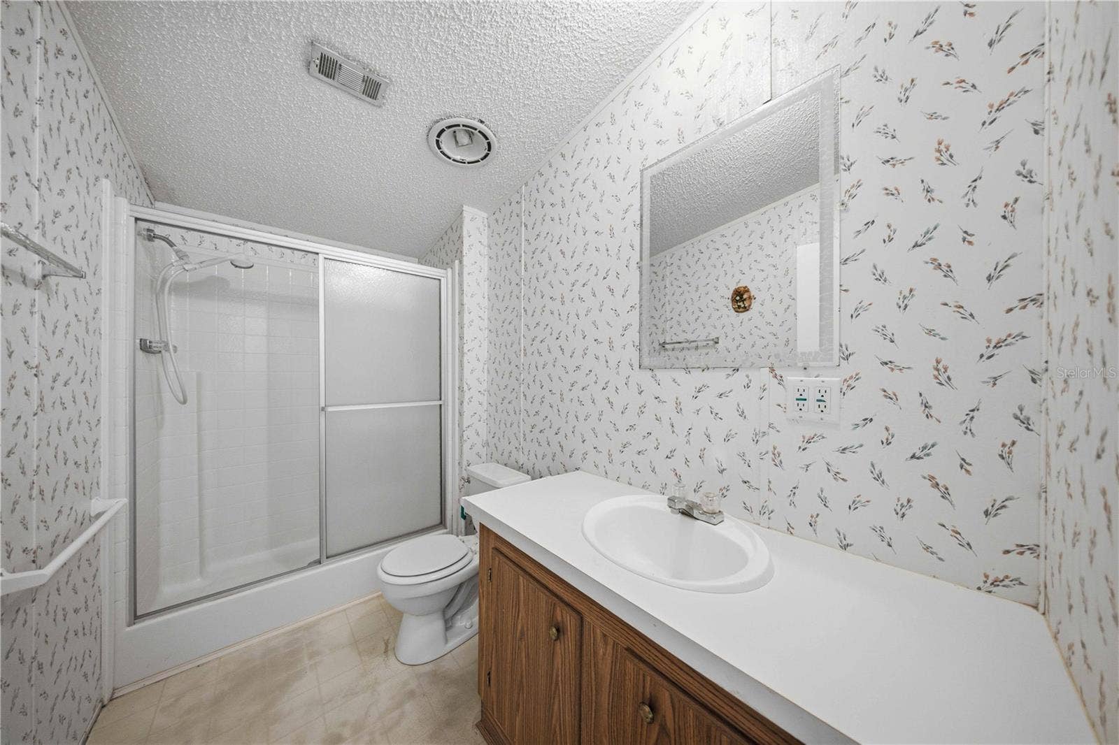 16849 SW 47TH PLACE ROAD, Ocala, FL 34481 16849 SW 47TH PLACE ROAD, Ocala, FL 34481