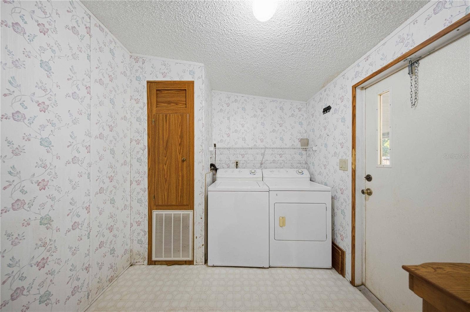 16849 SW 47TH PLACE ROAD, Ocala, FL 34481 16849 SW 47TH PLACE ROAD, Ocala, FL 34481