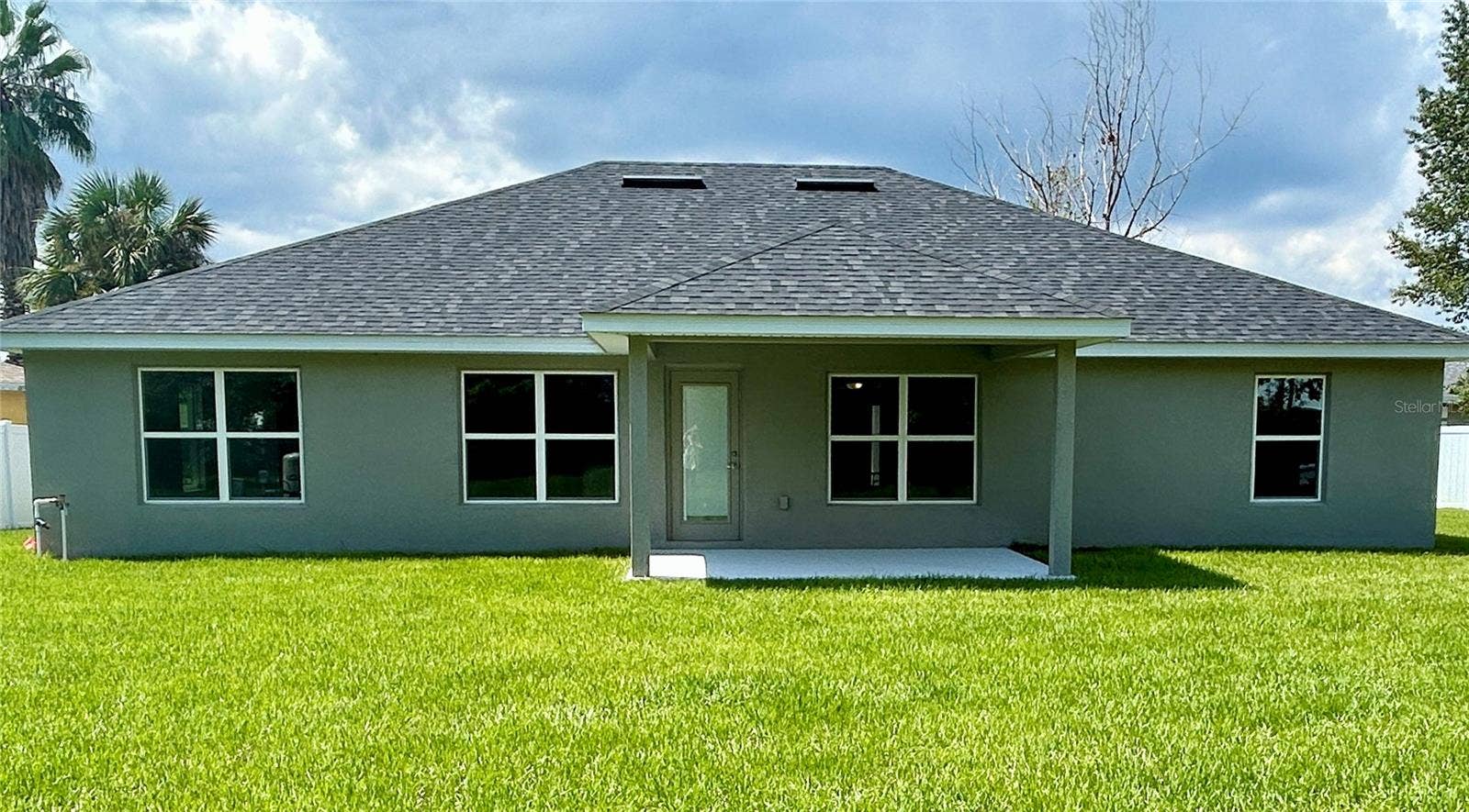 13192 SW 65TH CIRCLE, Ocala, FL 34473 Picture of similar home for illustrative purposes only! Colors and features will vary!