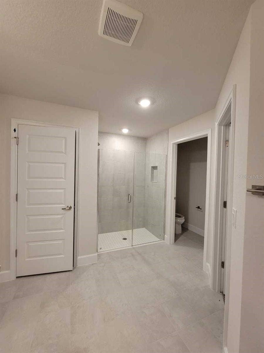 13192 SW 65TH CIRCLE, Ocala, FL 34473 Picture of similar home for illustrative purposes only! Colors and features will vary!