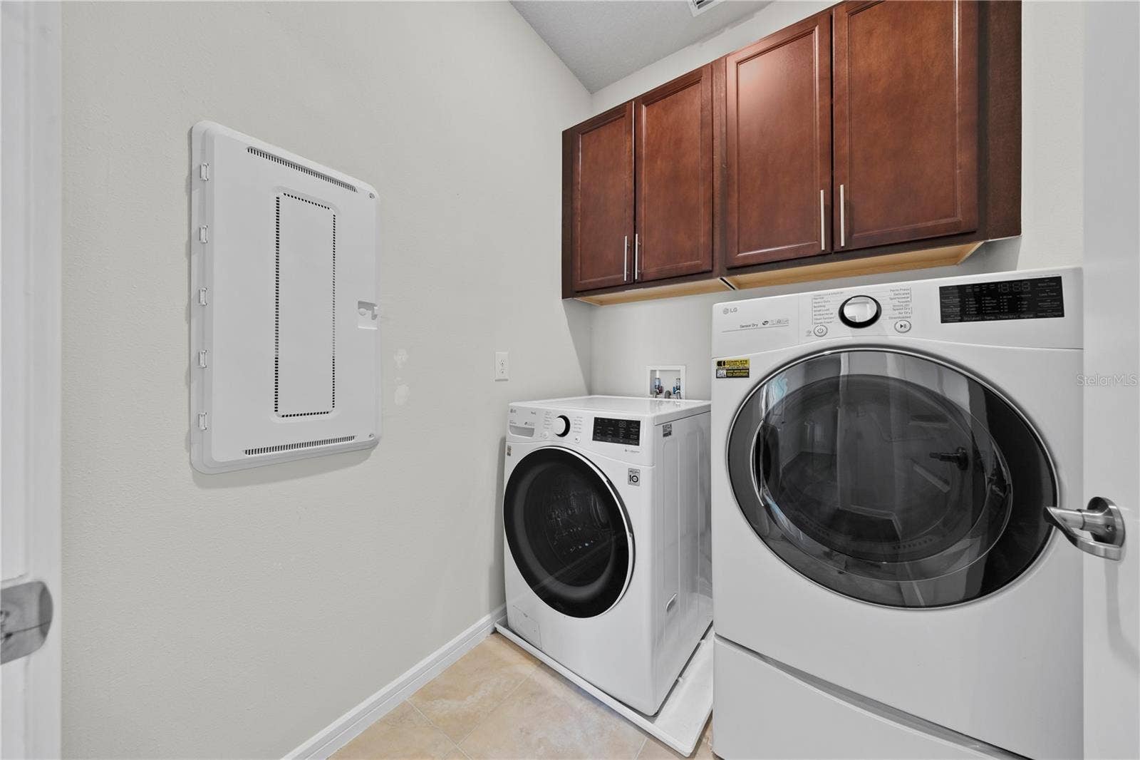 6127 SW 93RD CIRCLE, Ocala, FL 34481 6127 SW 93RD CIRCLE, Ocala, FL 34481