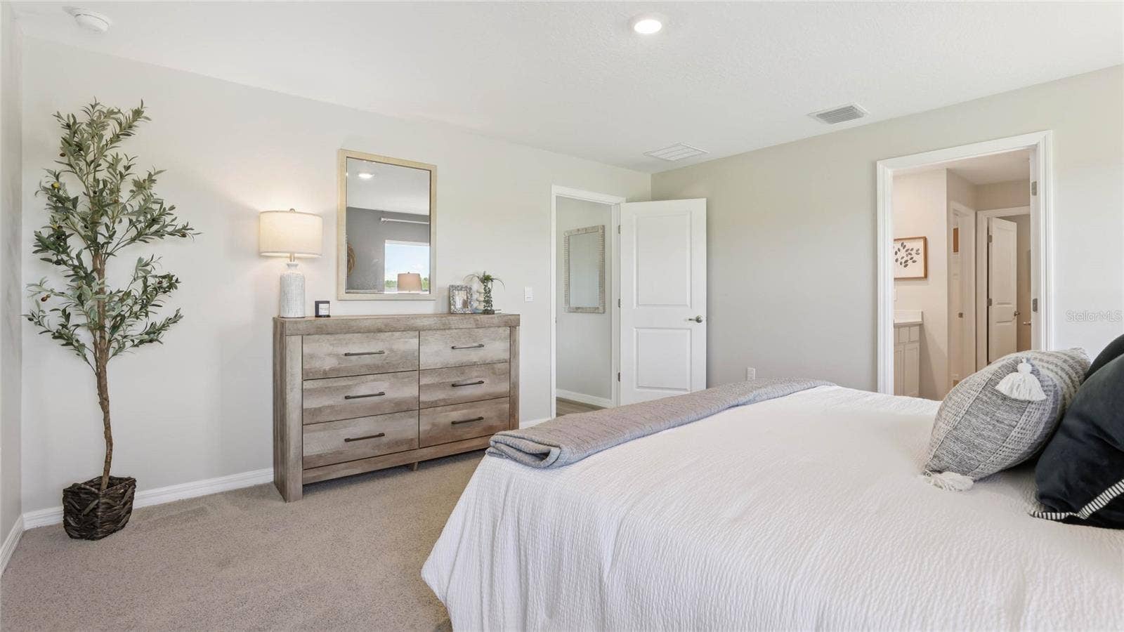 5705 SW 130TH LANE, Ocala, FL 34473