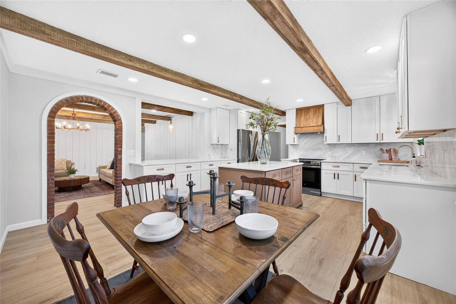 1111 SE 22ND AVENUE, Ocala, FL 34471 1111 SE 22ND AVENUE, Ocala, FL 34471