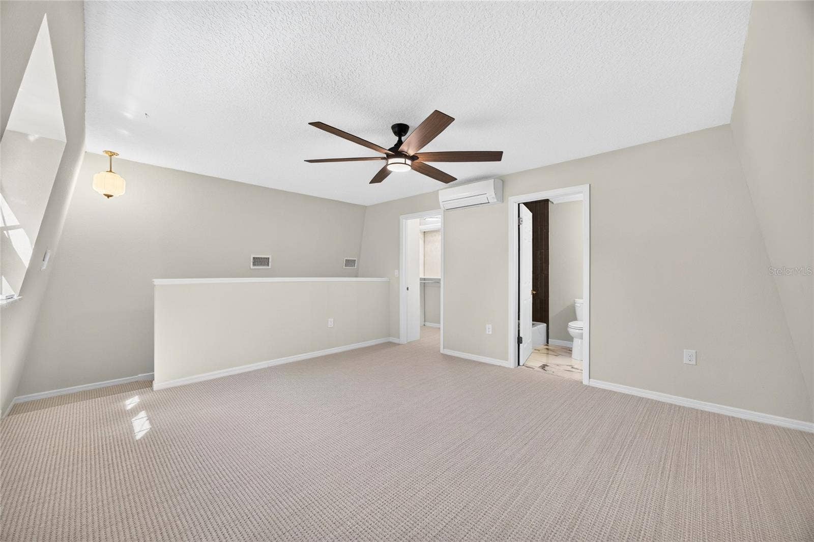 1111 SE 22ND AVENUE, Ocala, FL 34471 1111 SE 22ND AVENUE, Ocala, FL 34471