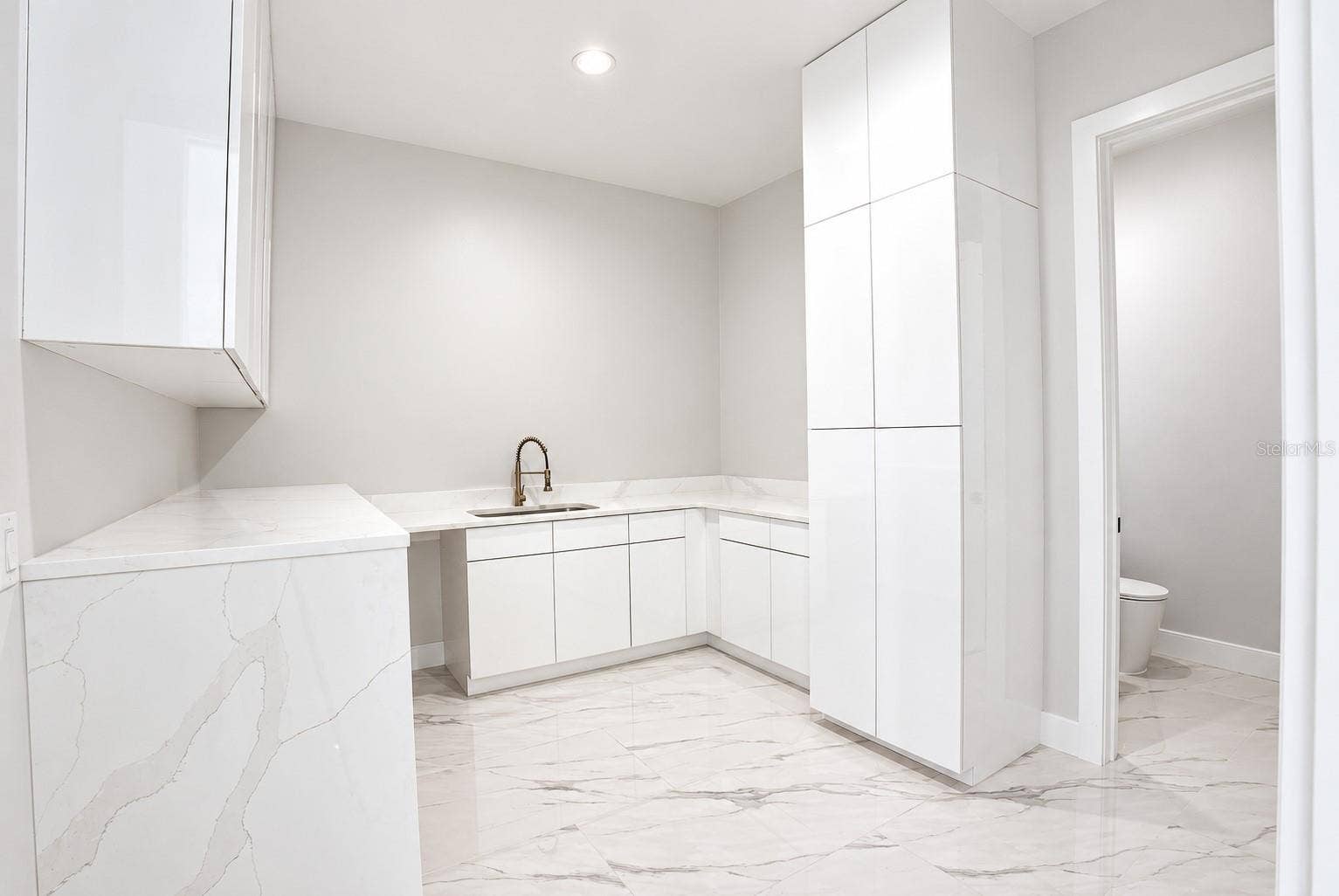 7660 SW 138TH TERRACE, Dunnellon, FL 34432 Laundry Room