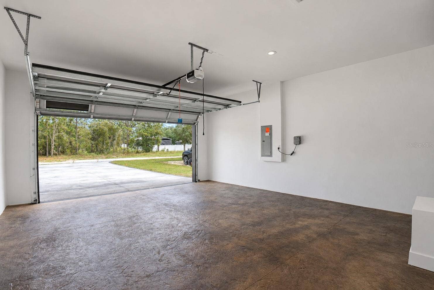 7660 SW 138TH TERRACE, Dunnellon, FL 34432 Garage