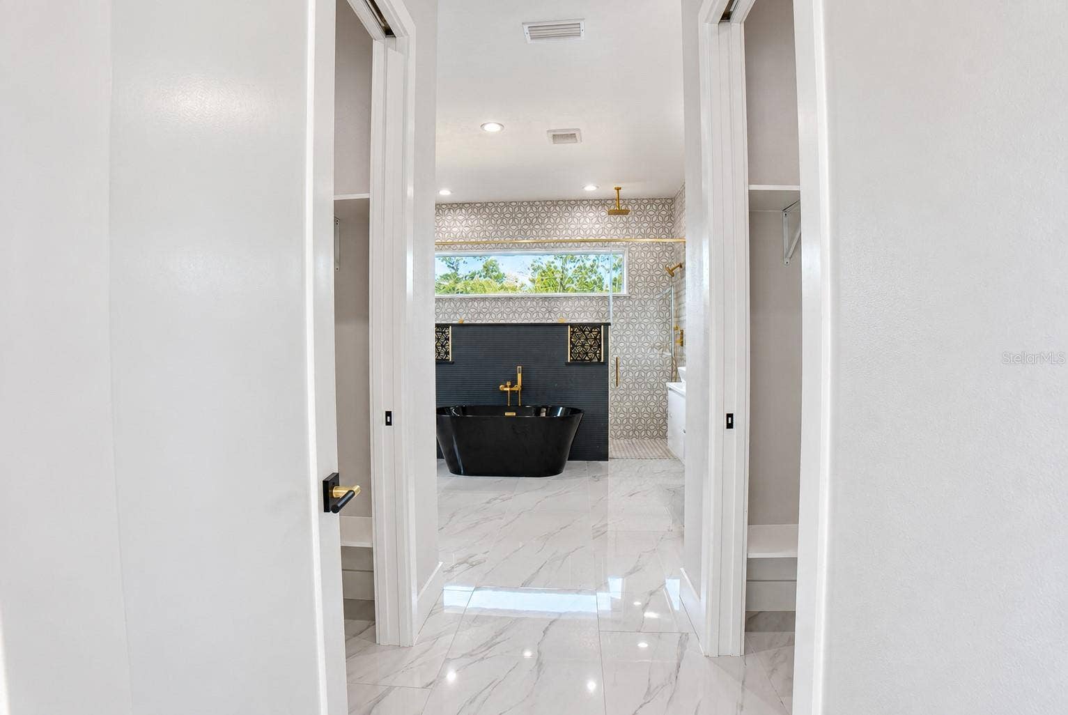 7660 SW 138TH TERRACE, Dunnellon, FL 34432 Master Bathroom