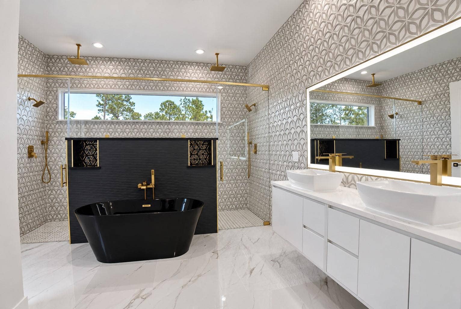 7660 SW 138TH TERRACE, Dunnellon, FL 34432 Master Bathroom
