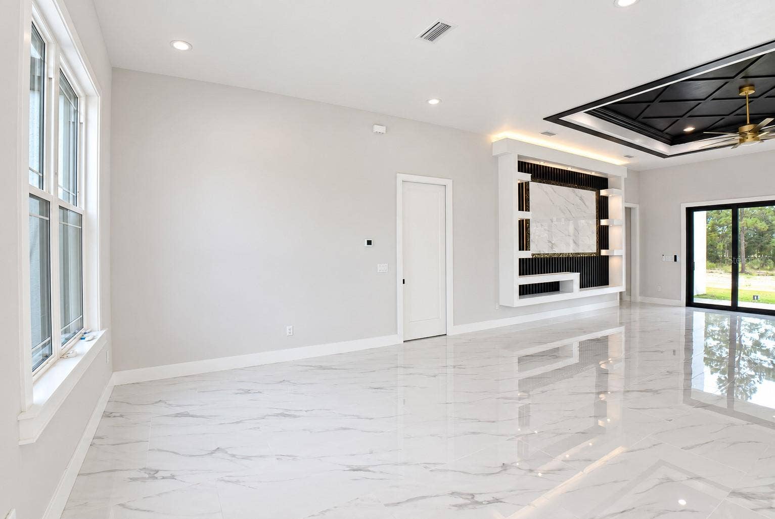 7660 SW 138TH TERRACE, Dunnellon, FL 34432 Great room