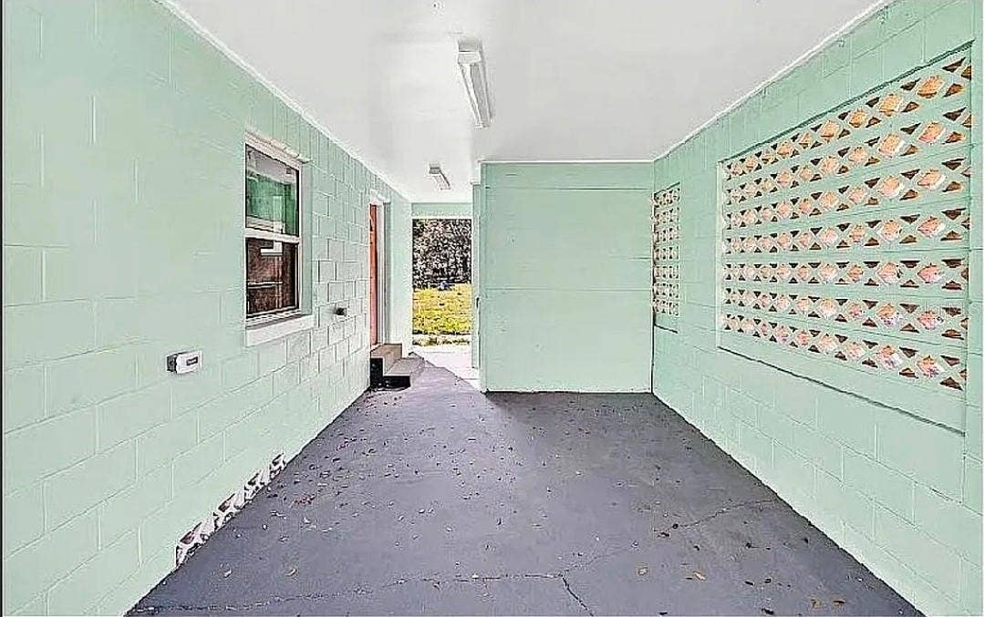 2220 NW 1ST AVENUE, Ocala, FL 34475 2220 NW 1ST AVENUE, Ocala, FL 34475