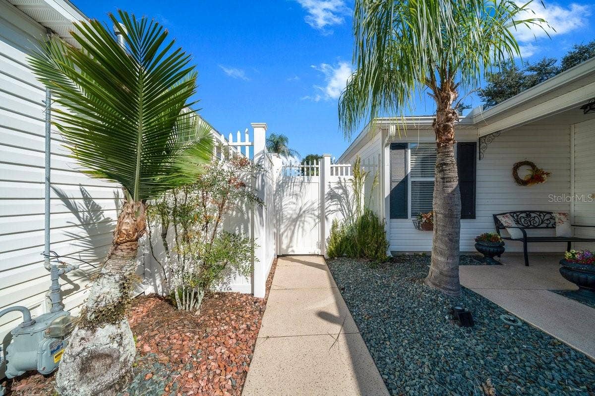 Side yard